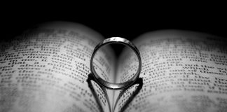 trouwen ring boek