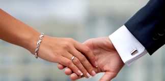 hand in hand trouwen